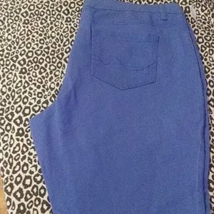 Unworn womens casual jeans